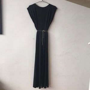EUC Zara black flowy crewneck jumpsuit